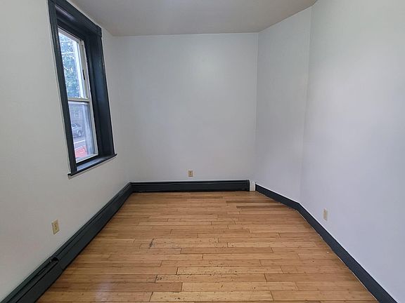 5th image of 9 Ellington St #1A
