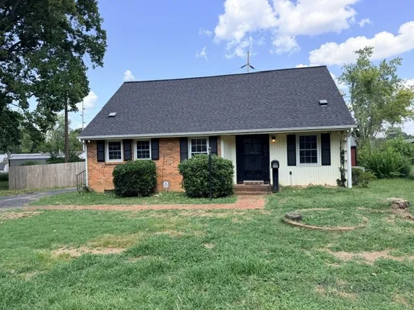 404 Sylvan Ter, Hopkinsville, KY 42240