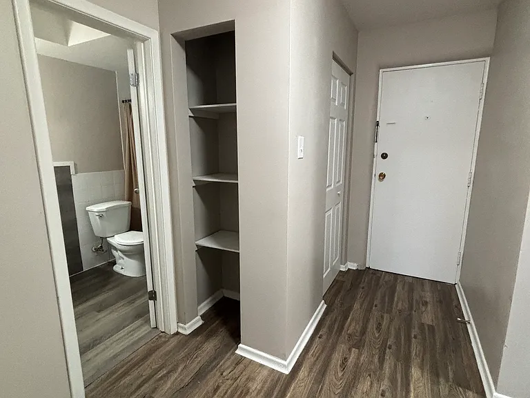 247 Durand St #7 — Photo 5