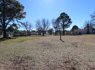 4268 Pine St, Chincoteague, VA 23336