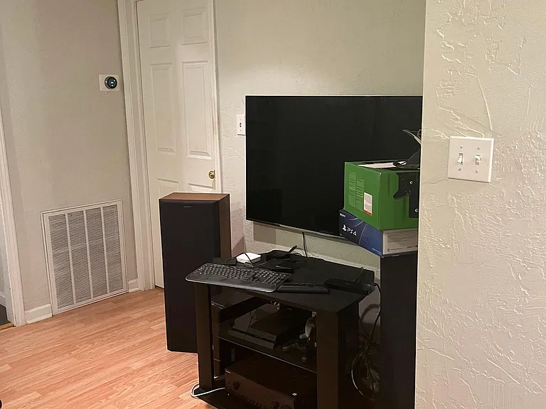 4 Ellsworth Ter — Photo 7