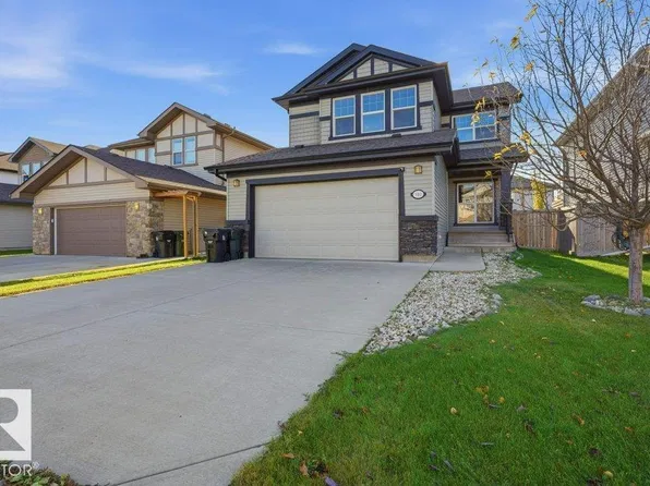 110 Meadowland Way, Spruce Grove, AB T7X 0S4