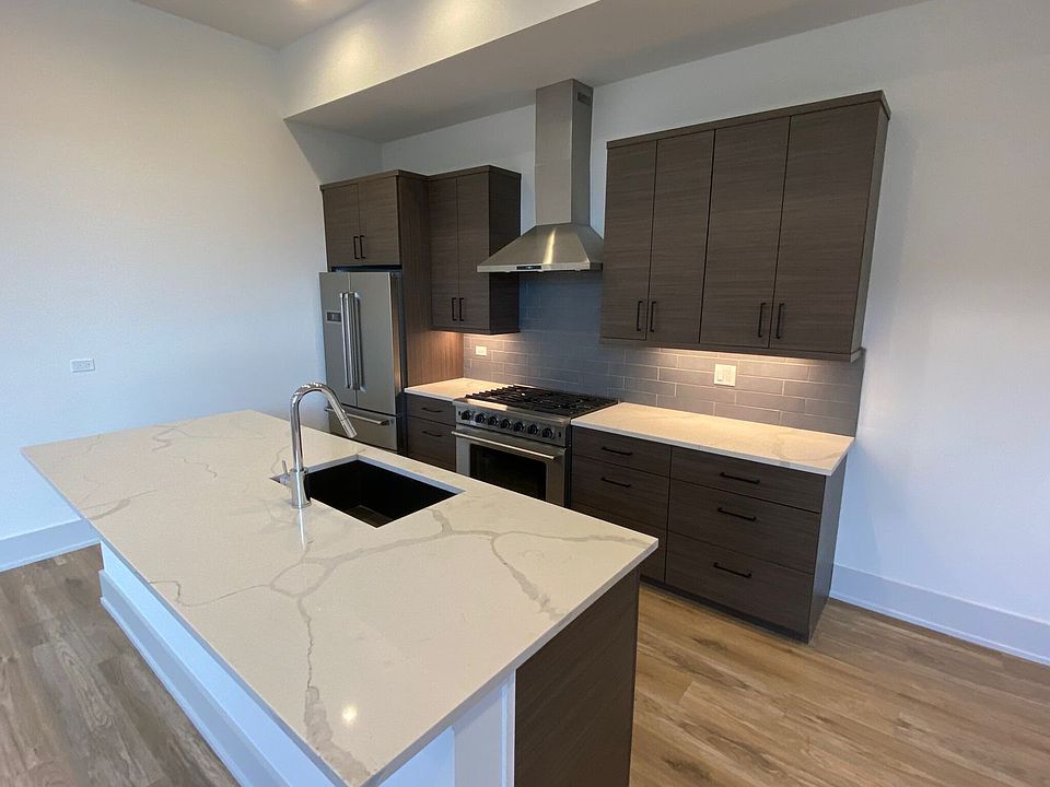 1st image of 4540 N Ravenswood Ave #6