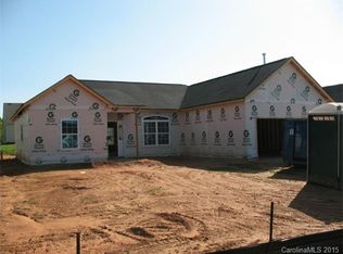 105 Lauren Ln, Lincolnton, NC 28092