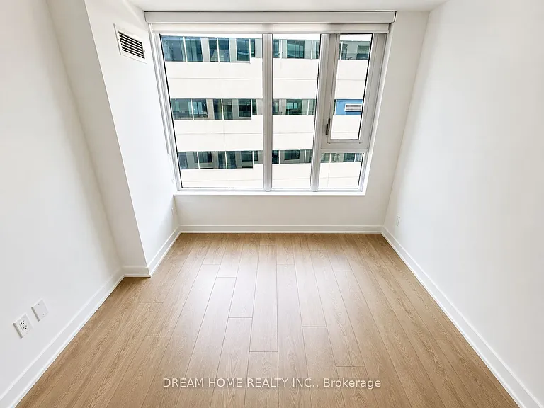 543 Richmond St W #1424 — Photo 5