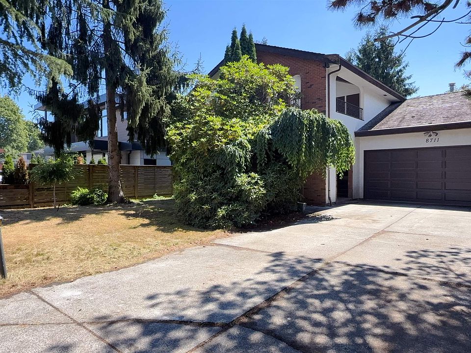 1st image of 8711 Cullen Cres