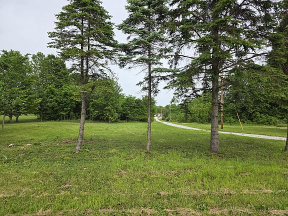 2nd image of 6717 Old Pipestone Rd