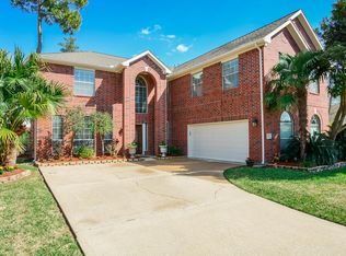 17426 Memorial Crest Dr, Spring, TX 77379
