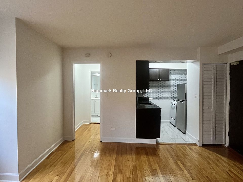 1st image of 6830 N Sheridan Rd #663