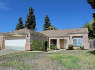 2374 E Bedford Ave, Fresno, CA 93720