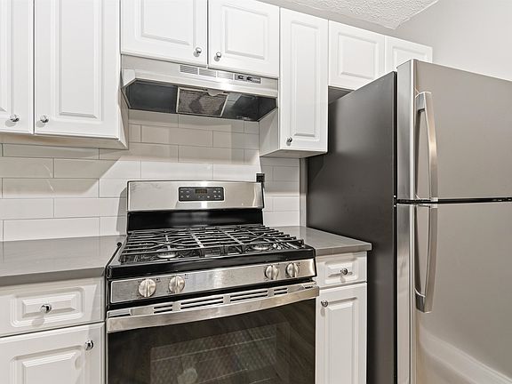 3rd image of 5601 Boulevard East #18F