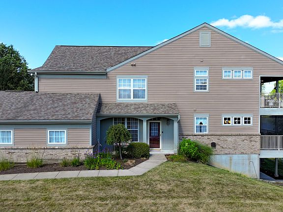 2nd image of 1472 Taramore Dr
