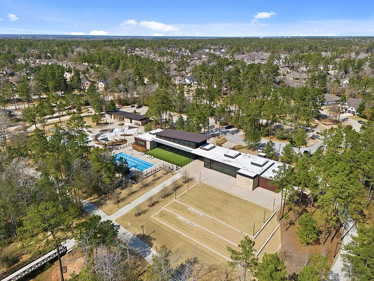 511 Carina Gaze Dr — Photo 44