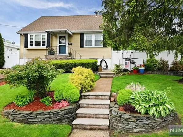423 Esplanade, Maywood, NJ 07607