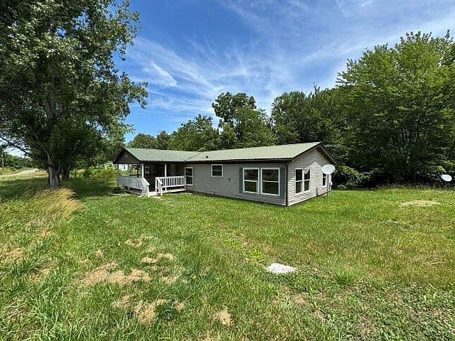 1st image of 45290 Minerton Rd
