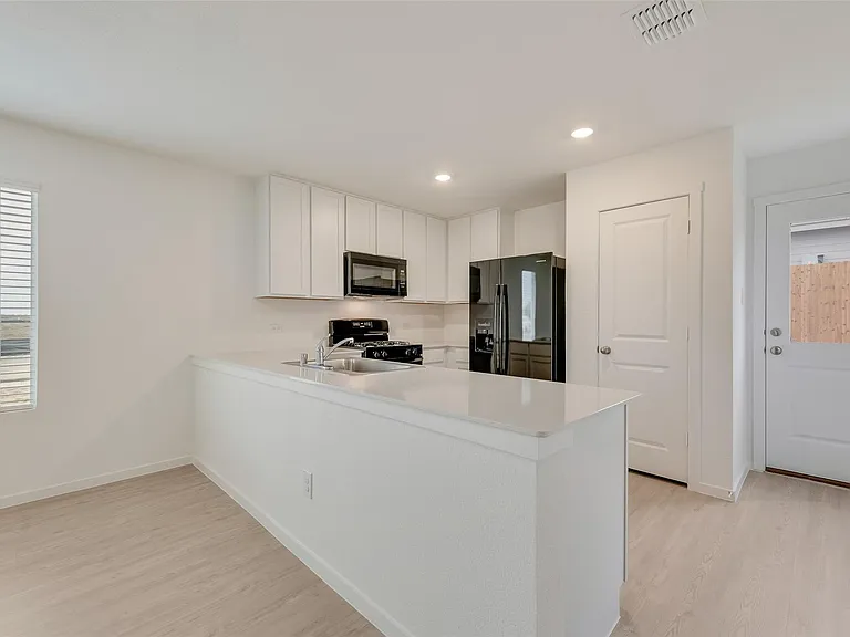 727 Ponderosa Ln — Photo 17