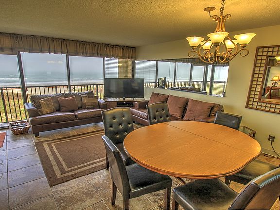 Living and dining room