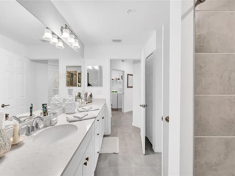 18114 Gawthrop Dr #201 — Photo 16
