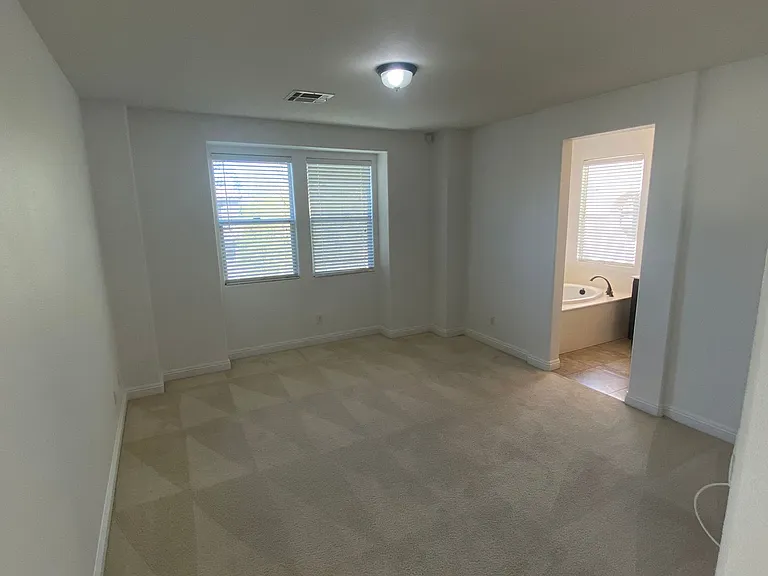1016 Via Gallia St — Photo 18