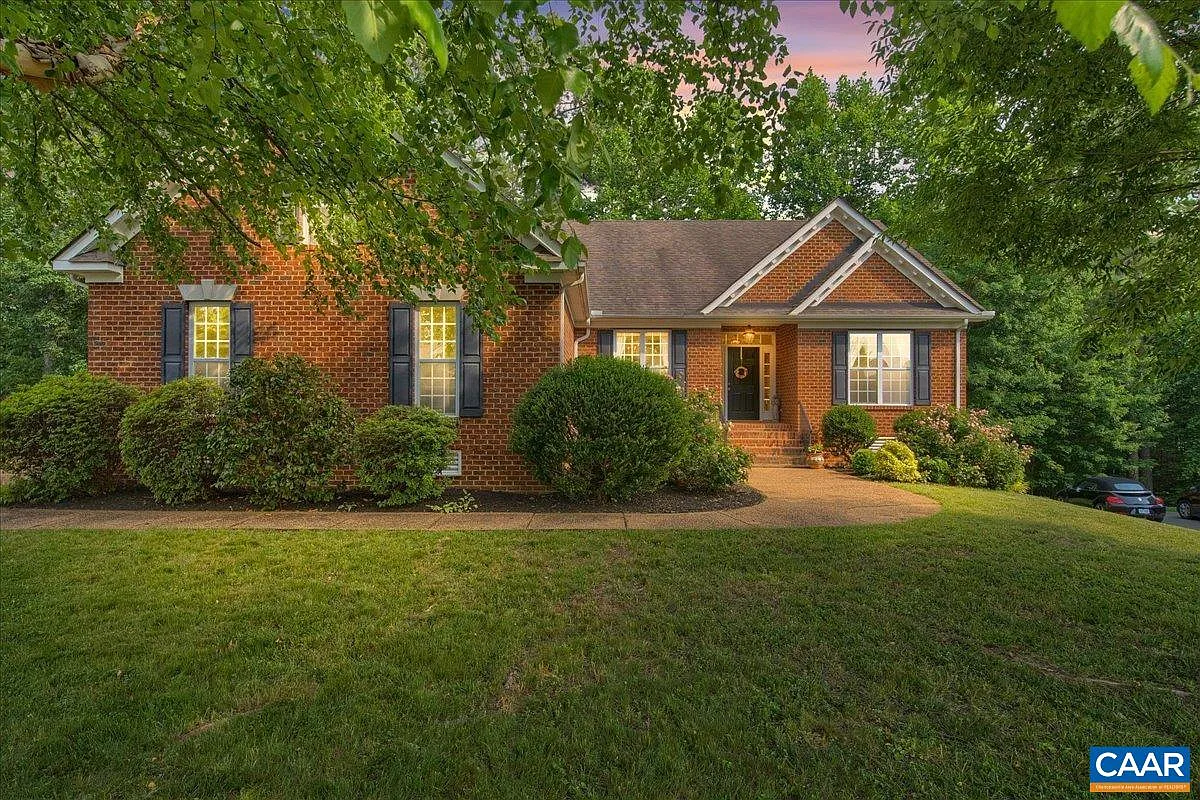 75 Whispering Woods Pl photo 1