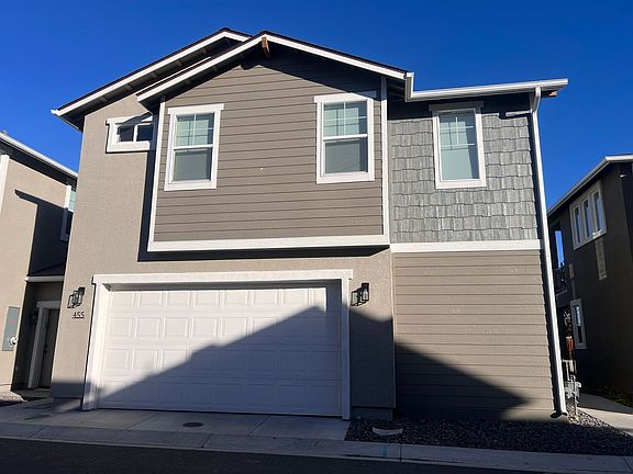 2nd image of 455 Blackbird Ln