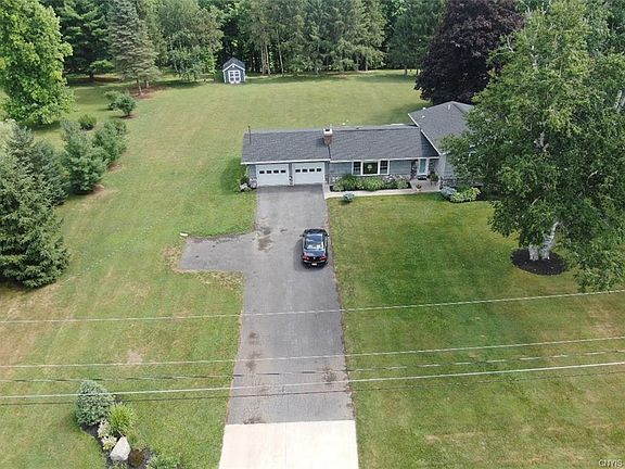 3rd image of 4522 Limestone Dr