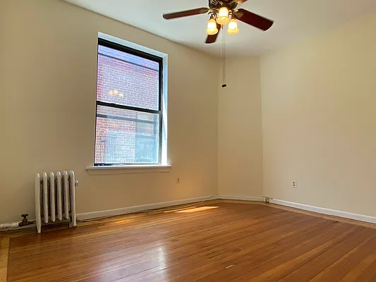 Rented by Compass | media 60