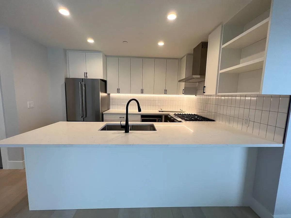 Building Photo - 22226 Brown Ave #212