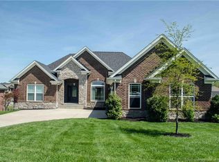 2918 Boulder Ridge Dr, Jeffersonville, IN 47130