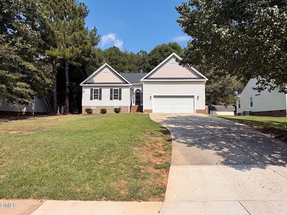 1st image of 321 Groundsel Pl