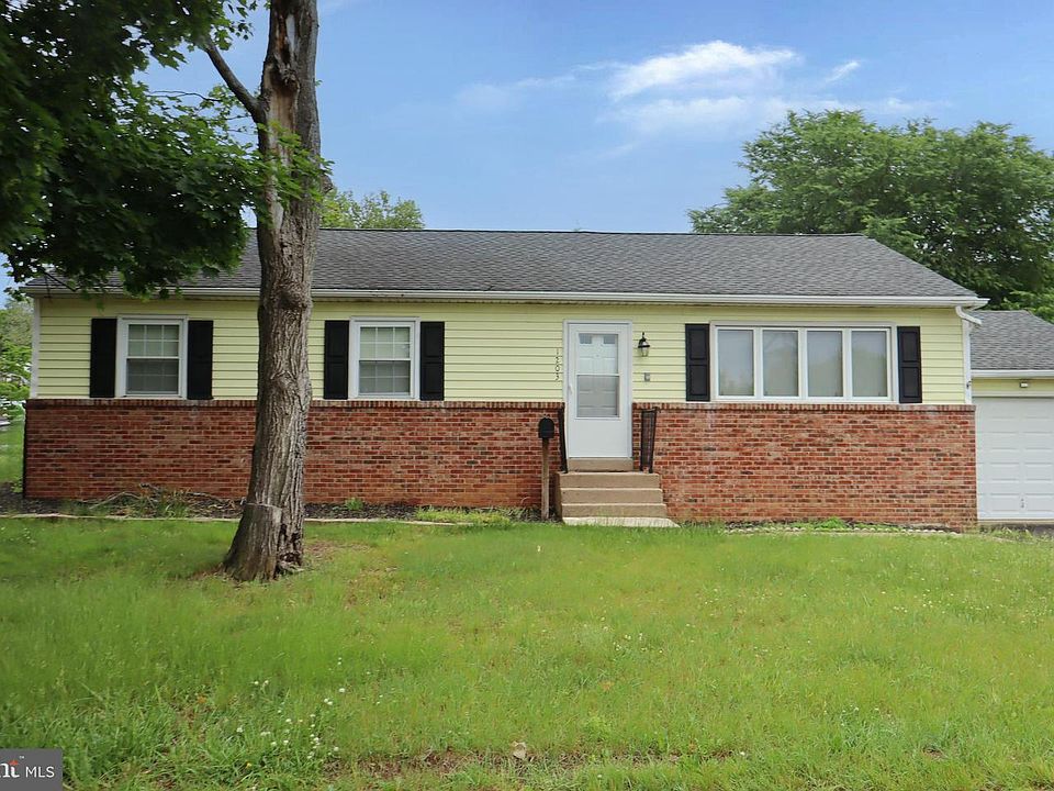1st image of 1203 Osbourne Ave