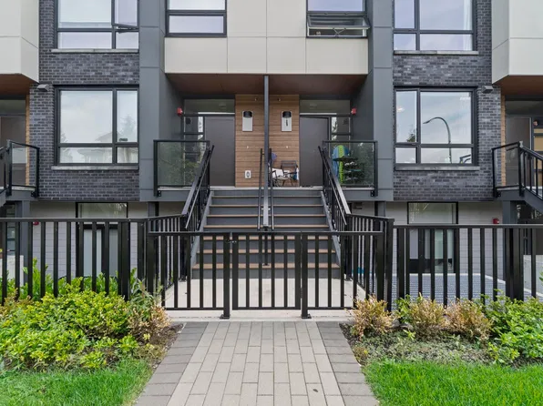 6085 Irmin St #114, Burnaby, BC V5J 0J7