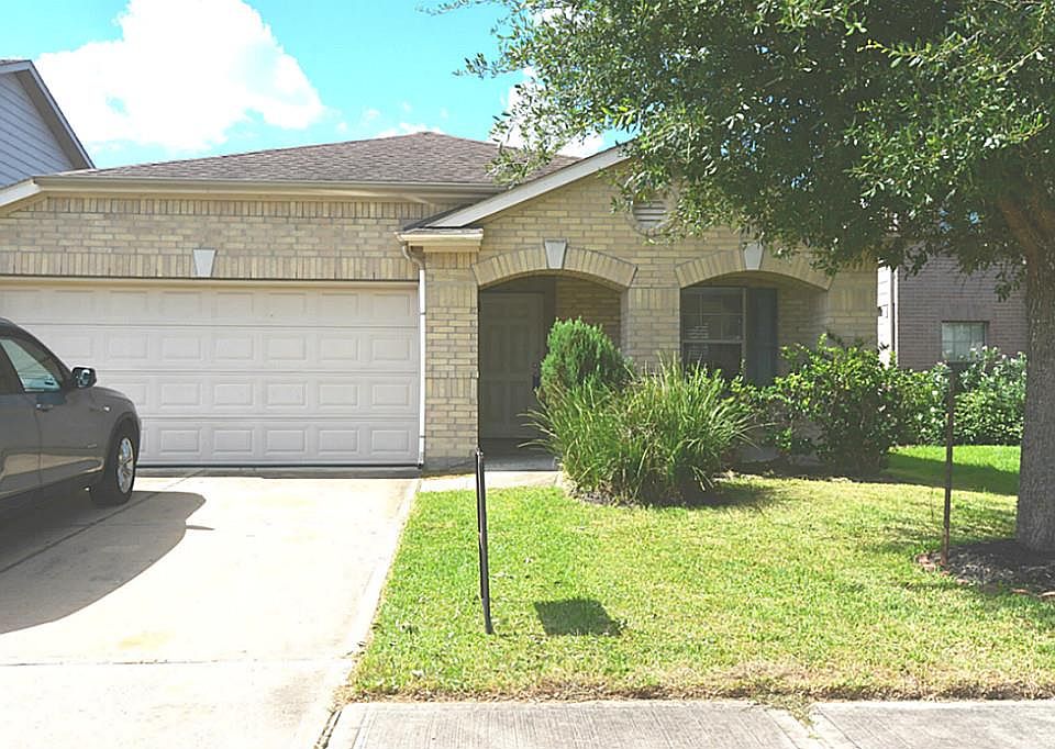 1st image of 13018 Hill Canyon Ln