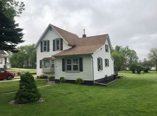 317 E South St, Sheffield, IL 61361