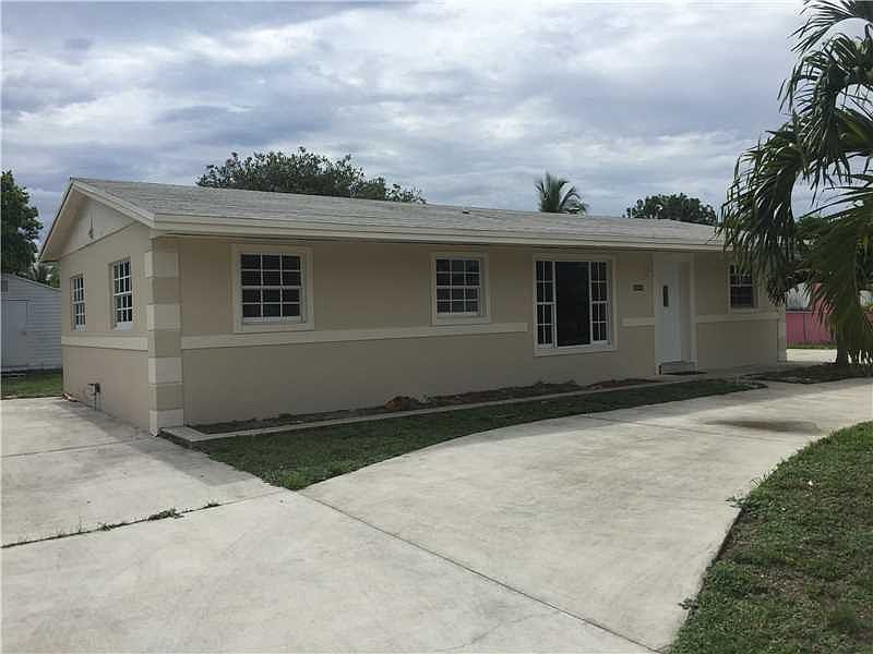 1st image of 20430 NW 45th Ave