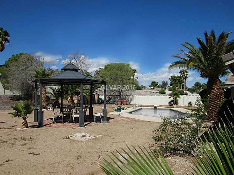 2nd image of 2017 Casa Vista Dr