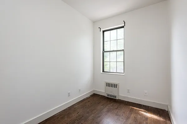Rented by Nooklyn NYC LLC | media 68