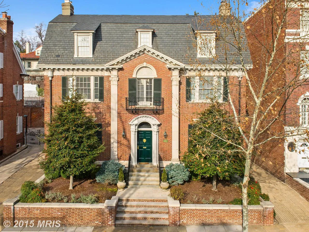 2411 California St NW photo 1
