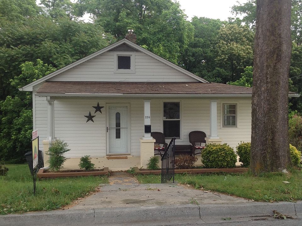 1st image of 224 Foxland Ave