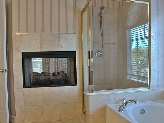4th image of 9123 Clearhurst Dr