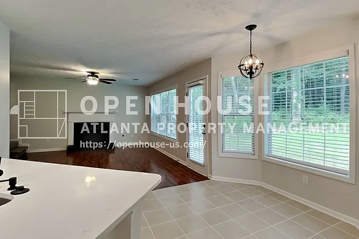 7318 Coral Lake Dr — Photo 8