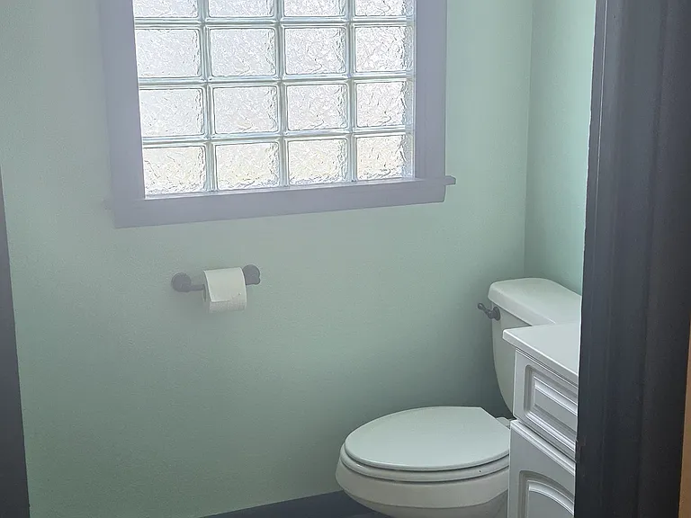 519 Kirkwood Ave — Photo 3