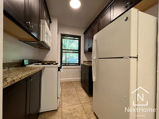 Rented by NextHome Empire | media 6