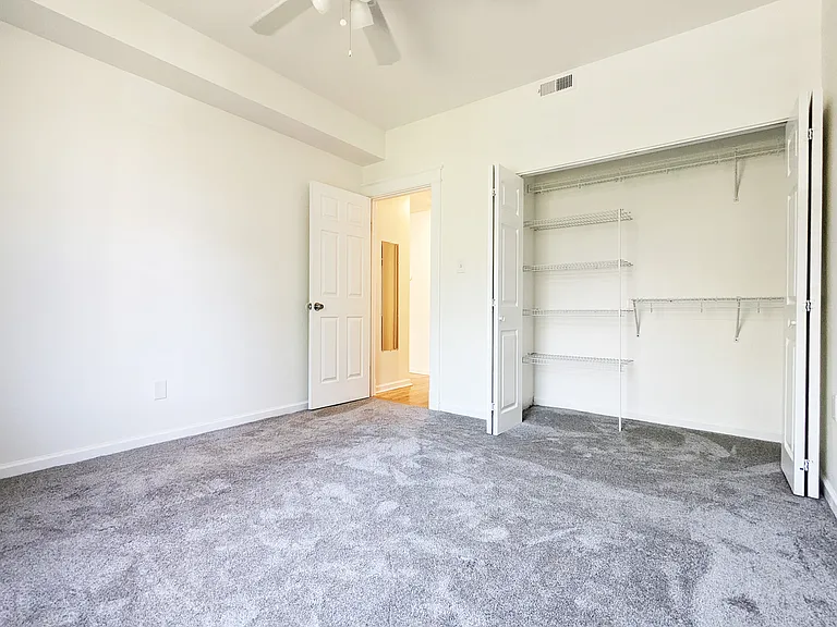 5803 Waterman Blvd #2W — Photo 8