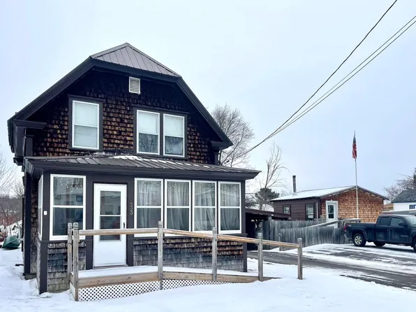 433 Penobscot Avenue, Millinocket, ME 04462