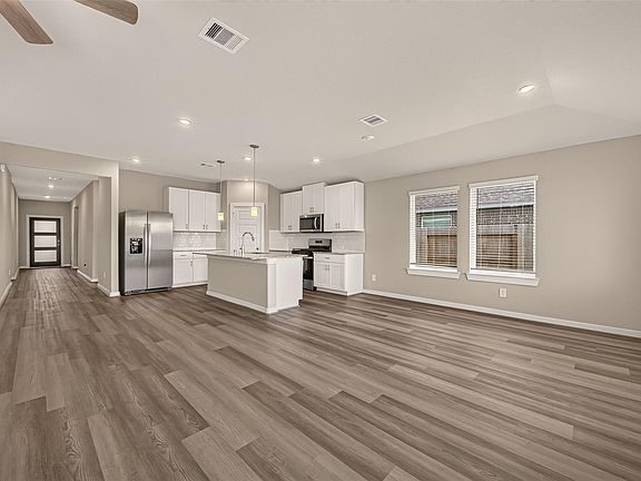 4th image of 3609 Zilker Ln