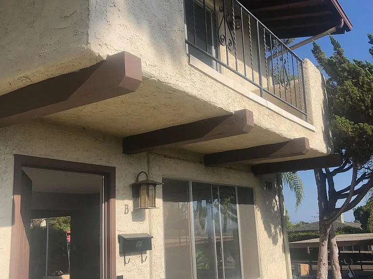 707 Colina Ln #B — Photo 18
