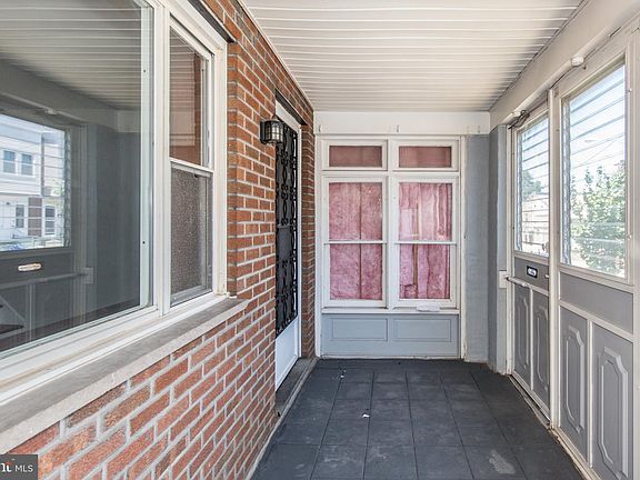 5th image of 2828 Sellers St