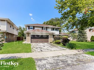 15906 Avalon Ave, South Holland, IL 60473