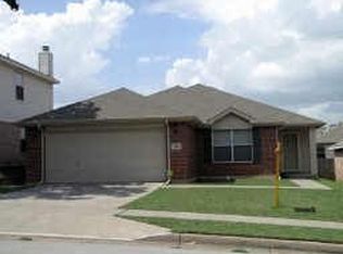 7565 Vanessa Dr, Fort Worth, TX 76112